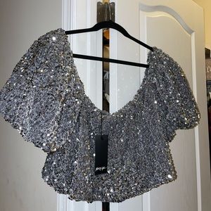 Plus Sequin Bardot puff sleeve